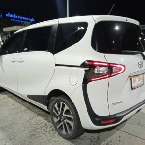 Toyota Sienta2022