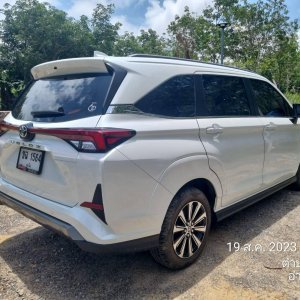 Toyota Veloz 2023