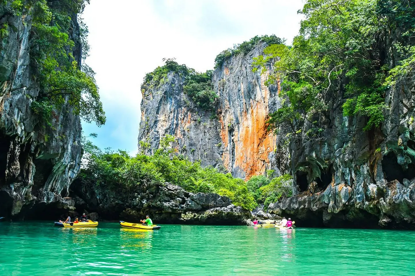Private speedboat day: Phang Nga Bay & James Bond Island