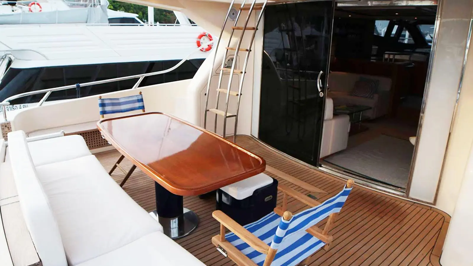 Aria Blue — Riva Dolcevita 70, motor yacht