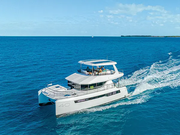 Shibuli — Leopard 40, power catamaran